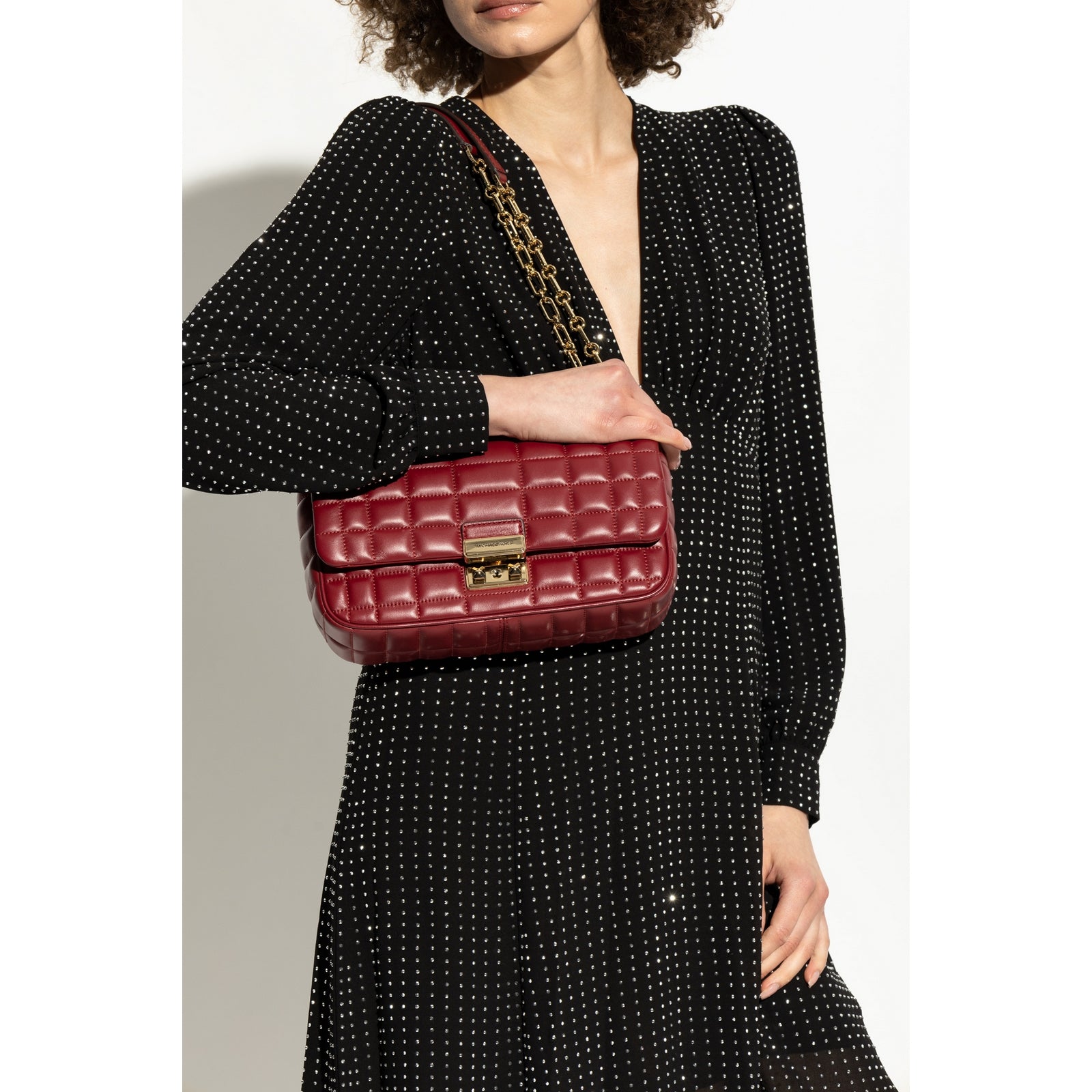 #couleur_rouge foncé