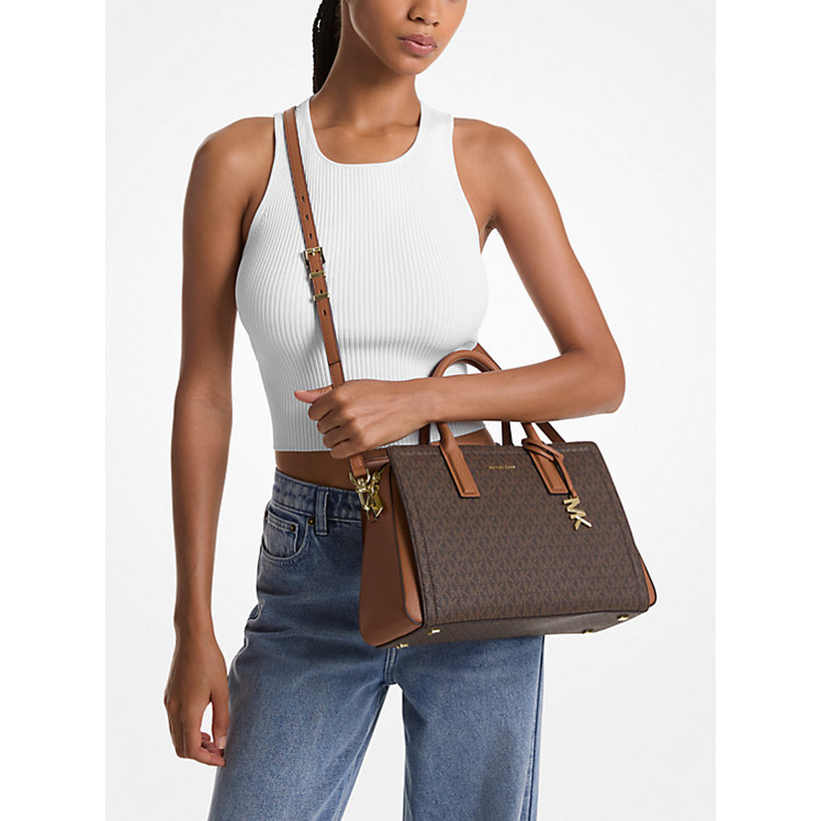 #couleur_brun/noisette