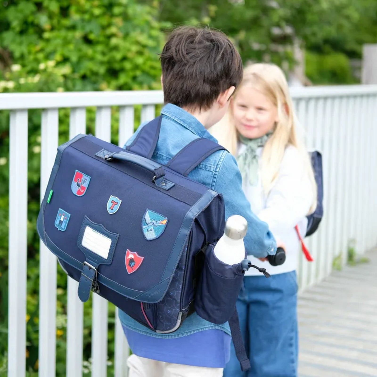 #couleur_bleu marine