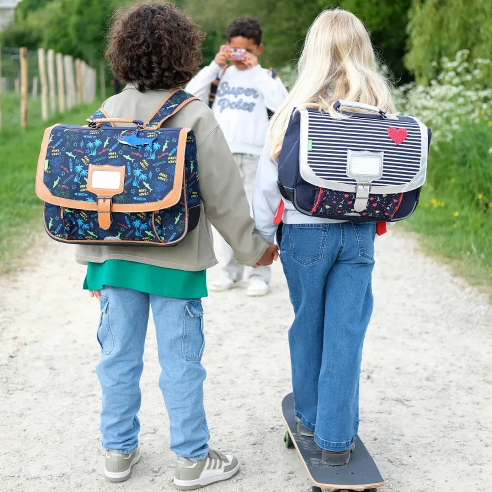 #couleur_bleu marine