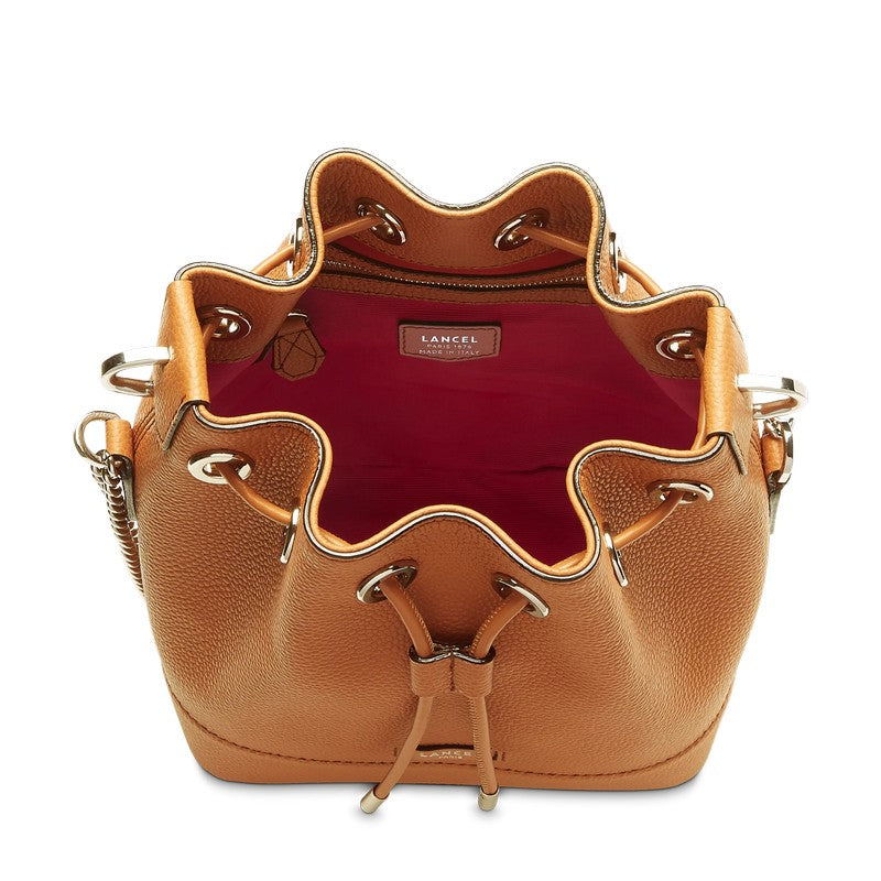 #couleur_camel