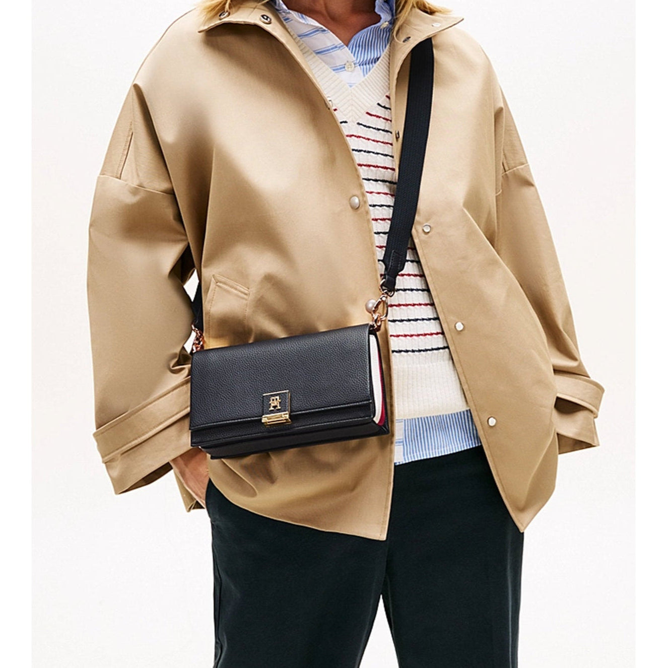 #couleur_bleu marine