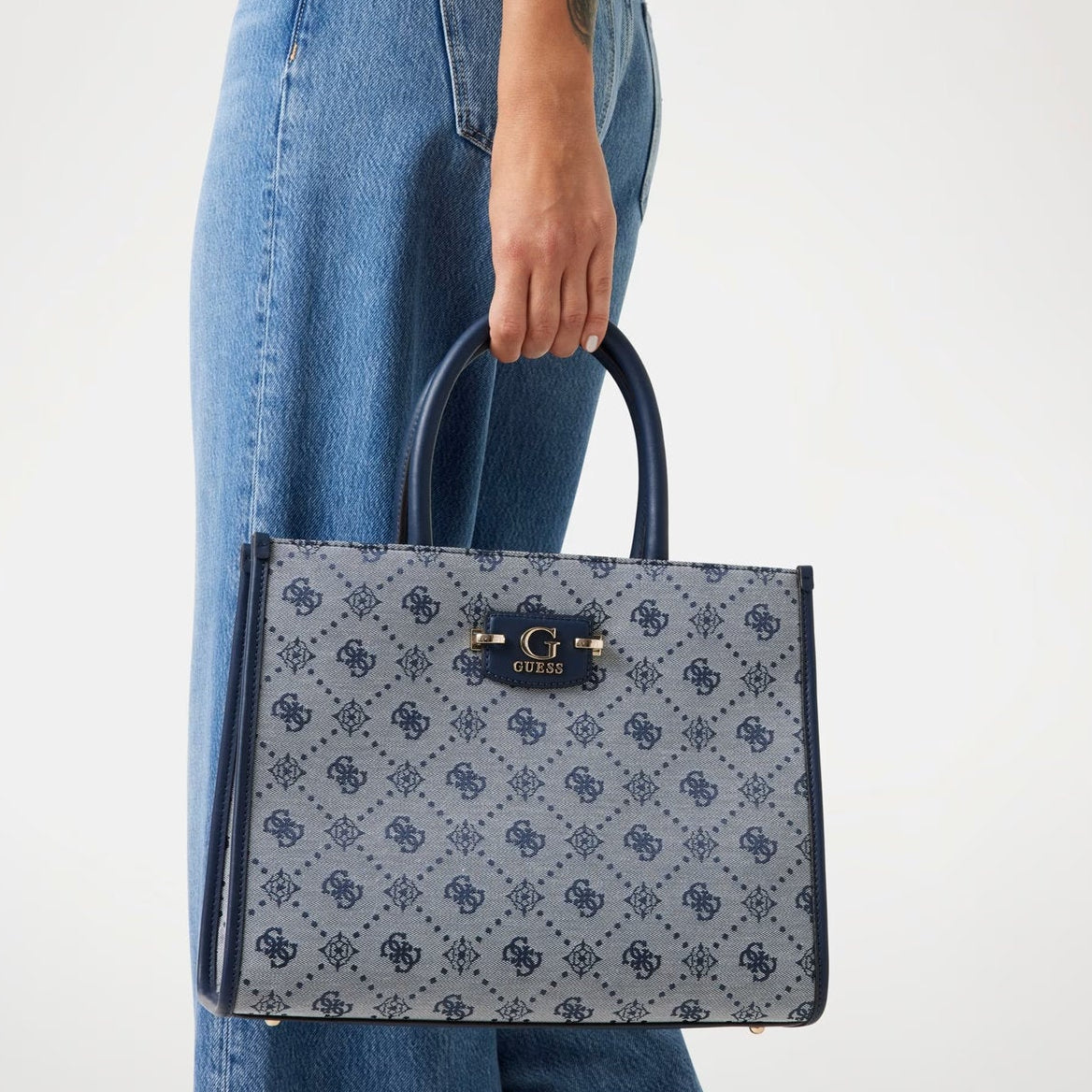 #couleur_bleu marine