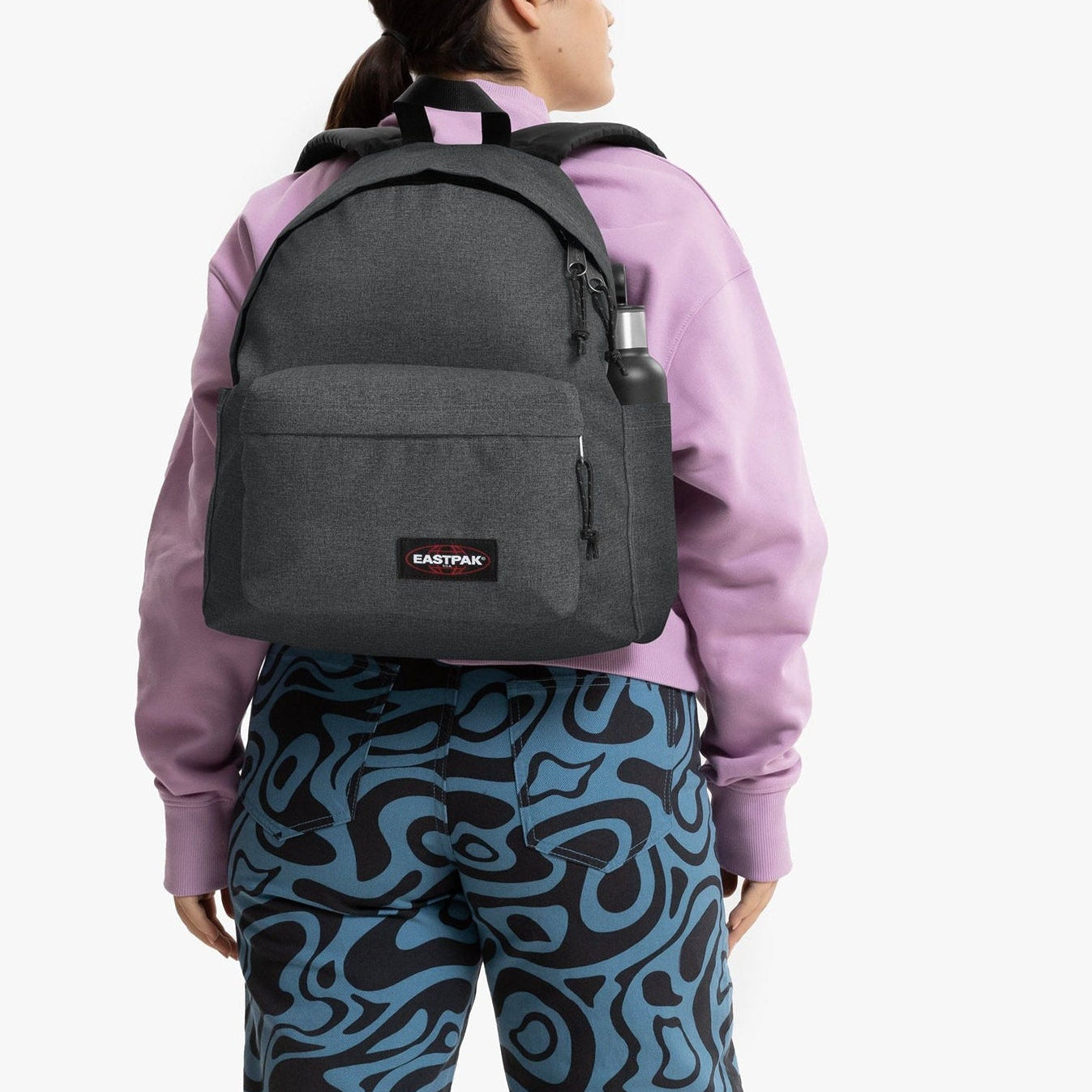 #couleur_gris foncé