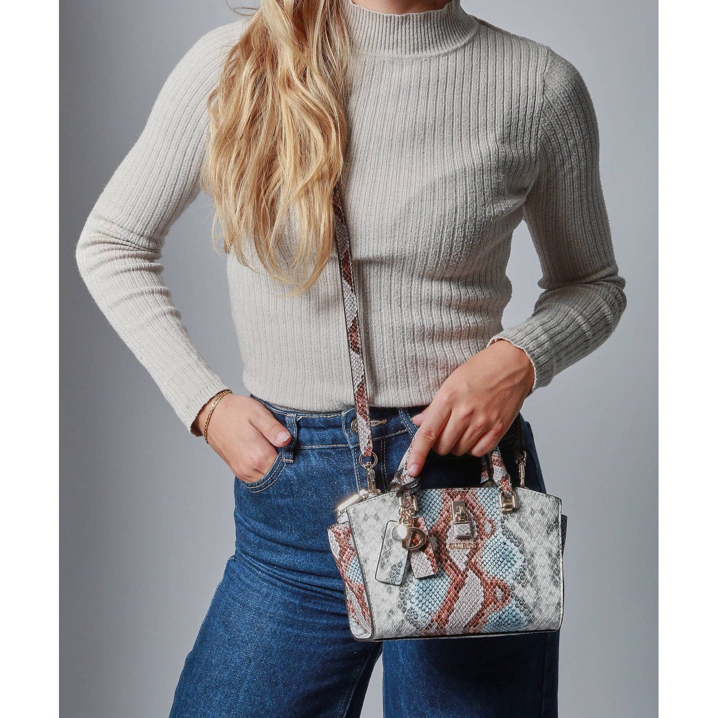 #couleur_taupe multi